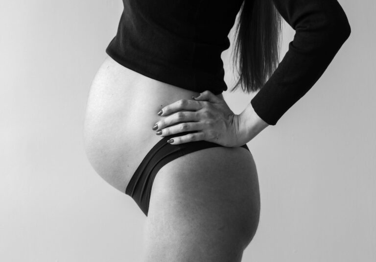pregnancy woman black white